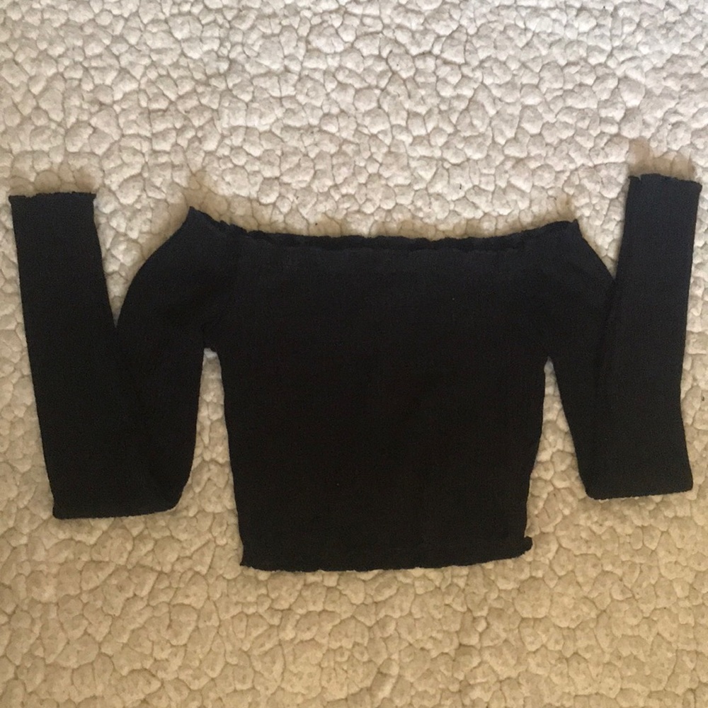 Off Shoulder Crop
